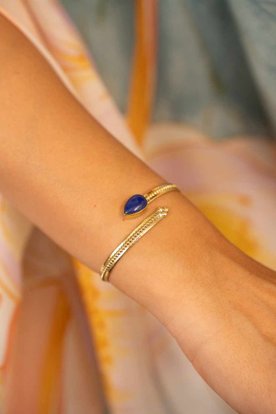 Teardrop Lapis Kadha