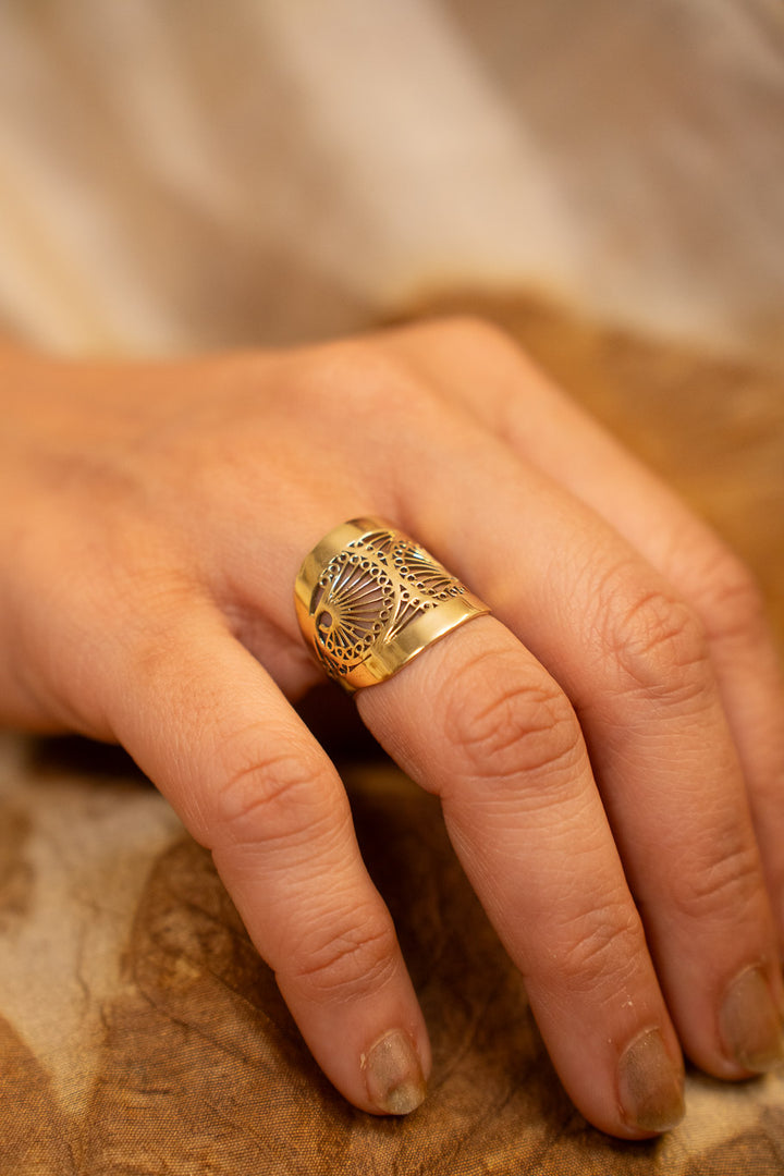 Autumn Ring. Size 6-8  Non-Adjustable
