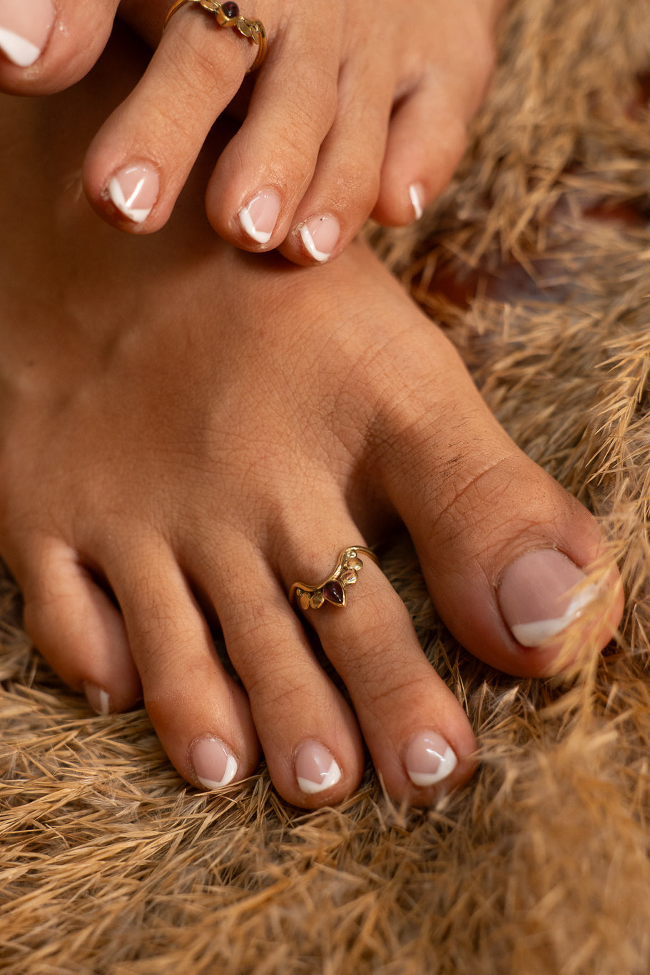Bindi (pair of) Toe Ring cum Mid Ring. Adjustable