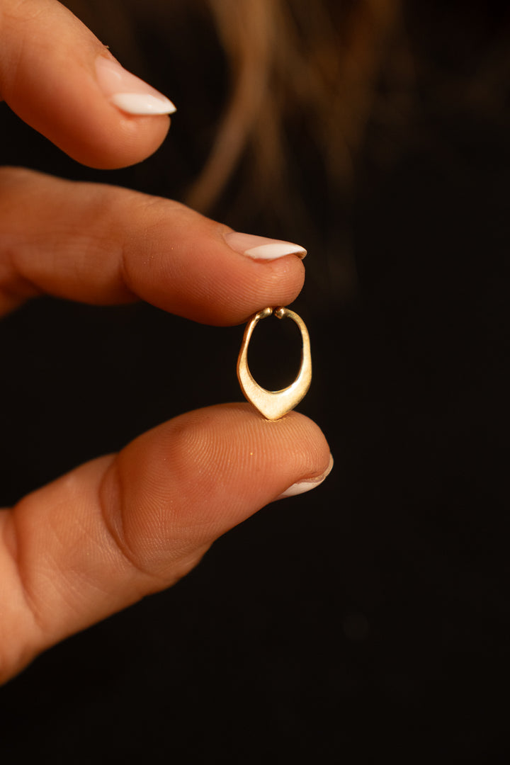 The Minimalist Large Septum- Press on