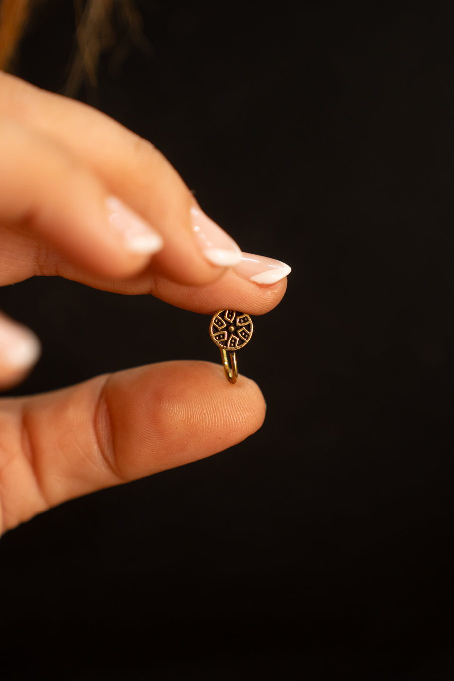 Aztec circle Nose Pin- Press on