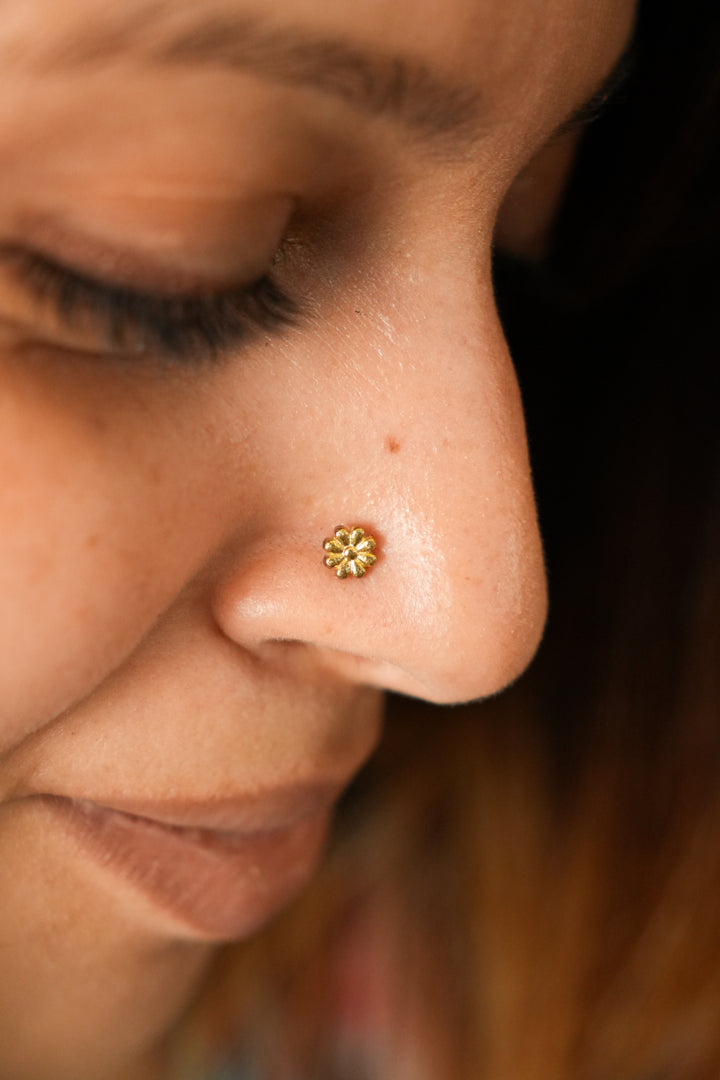 Phool pierced nose pin