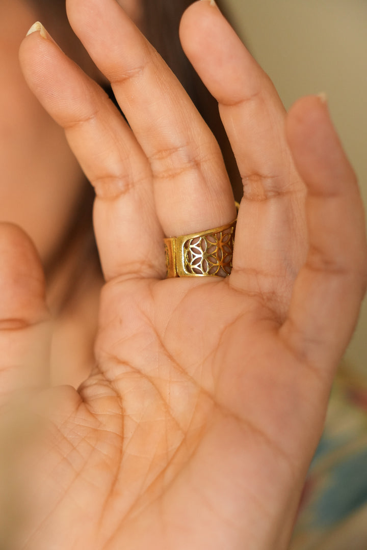 Flower of life thick band. Adjustable size 6-8