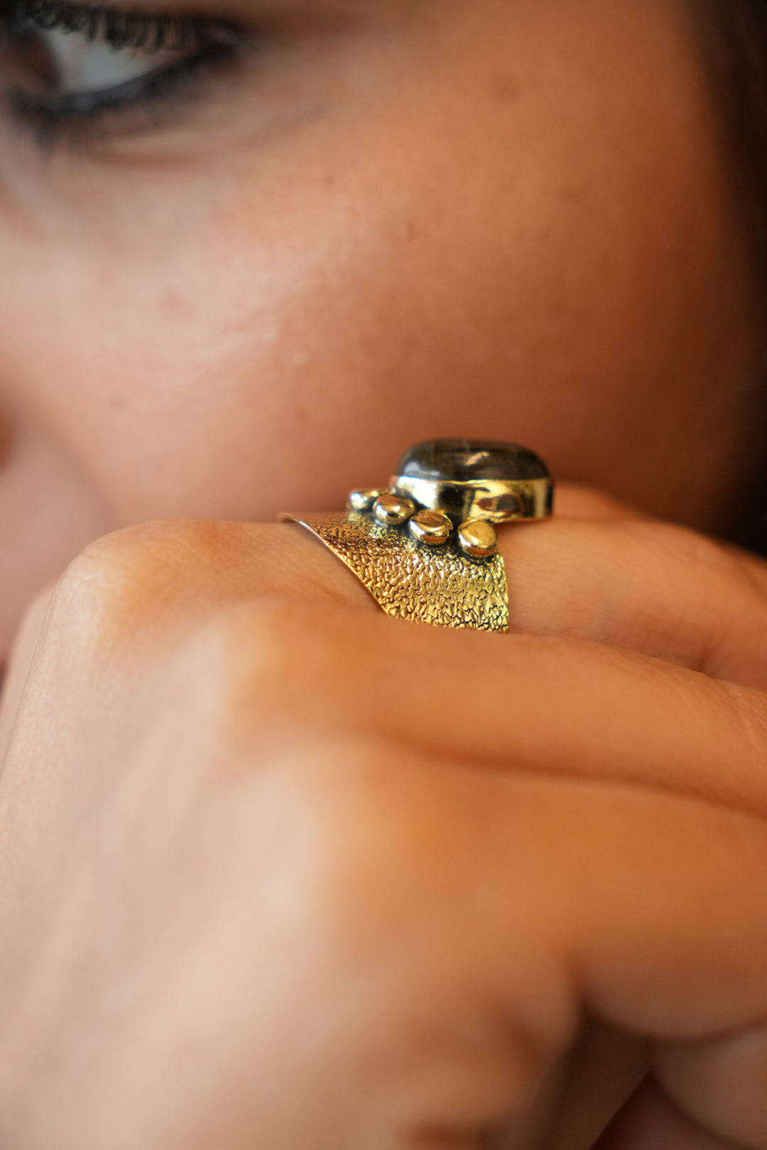 Silver moon- Labradorite ring