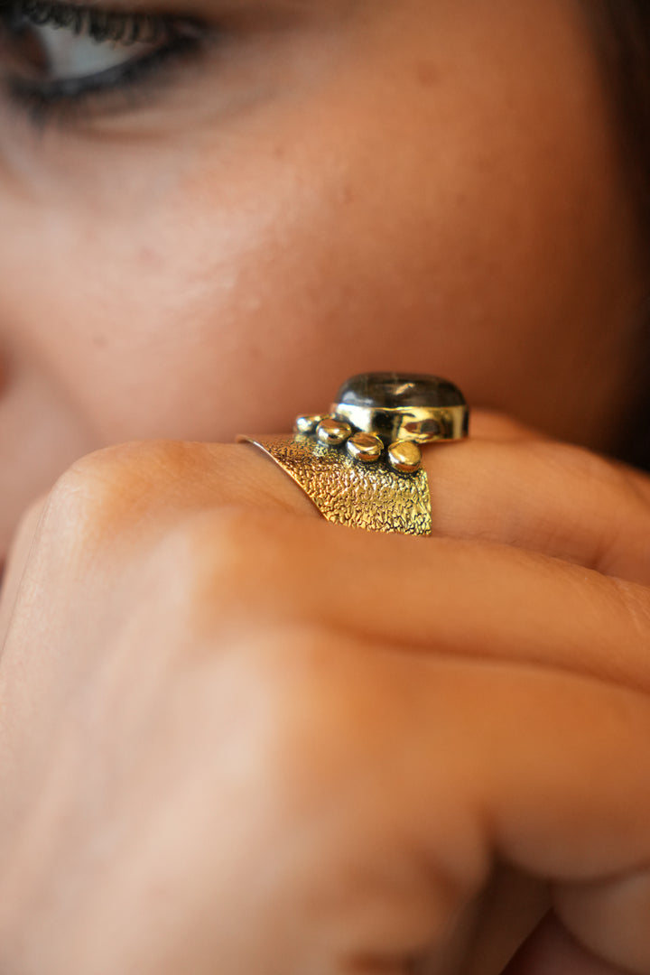 Silver moon- Labradorite ring