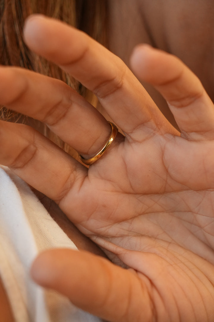 Moonstar ring non-adjustable Size 5-7 pre order.