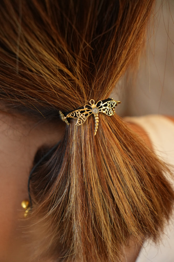 Fly fly hair tie