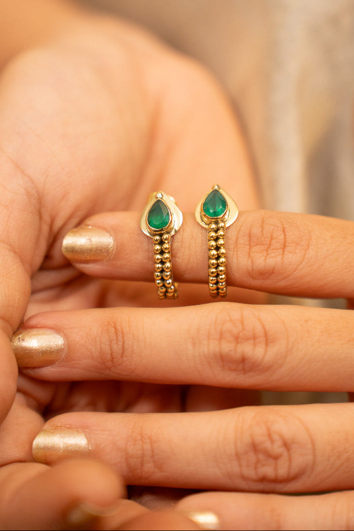 Green Aura Brass Baali With Green Onyx