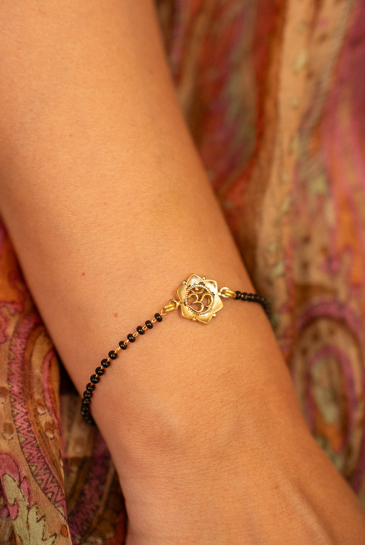 Flower of Om- Mangalsutra Bracelet