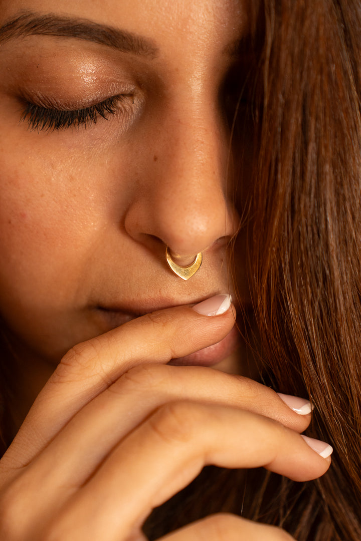 The Minimalist Large Septum- Press on