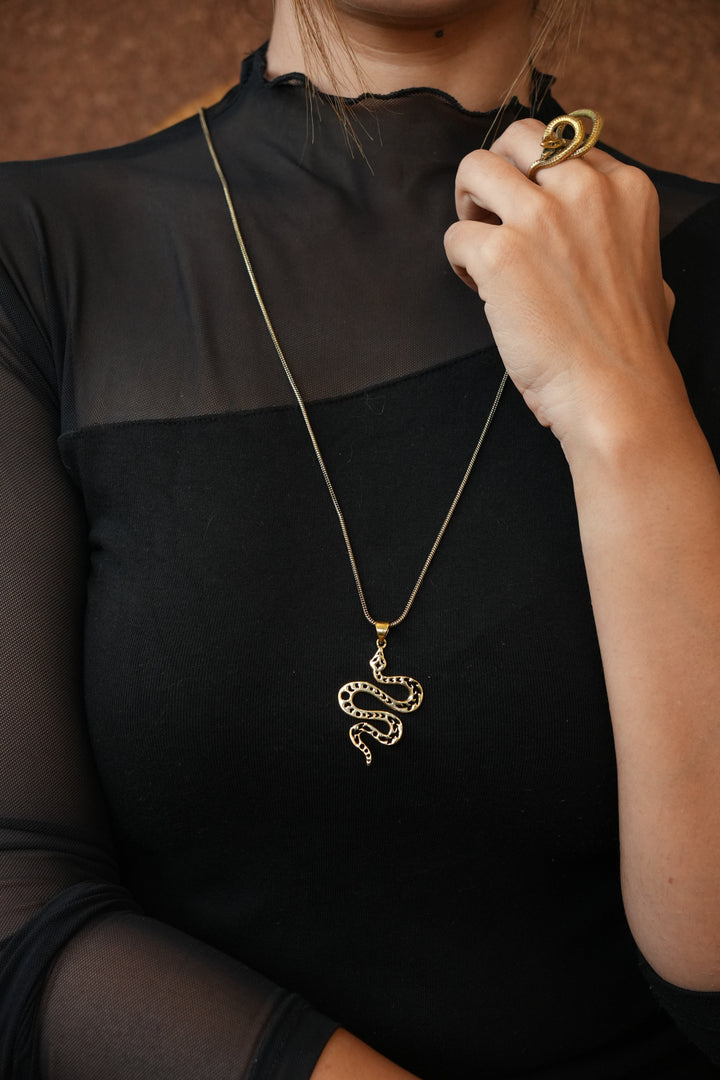 Snake Moonphase Pendant Chain