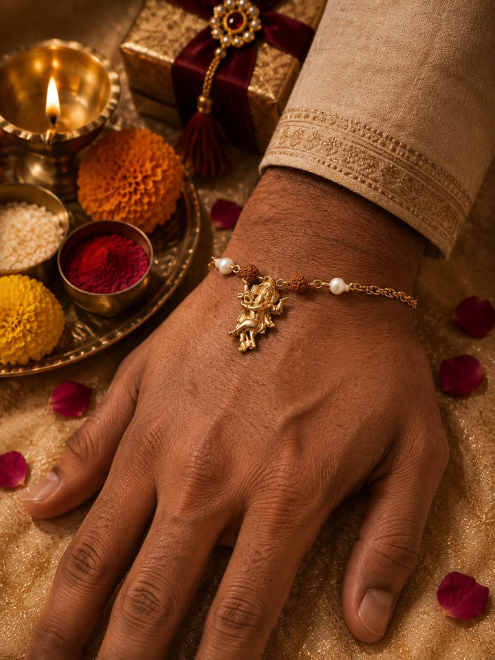 Rudra Ganesh bracelet with rice, haldi & kum kum dibbi gift pack