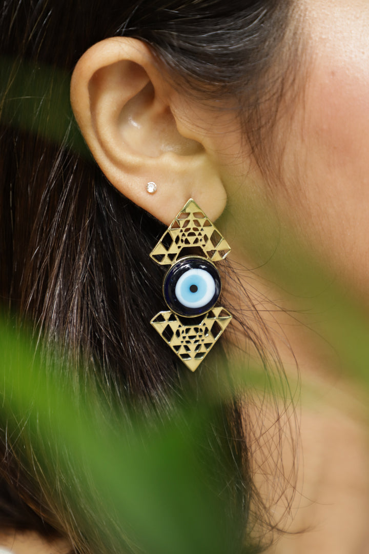 Seed of evil eye~ Stud earrings