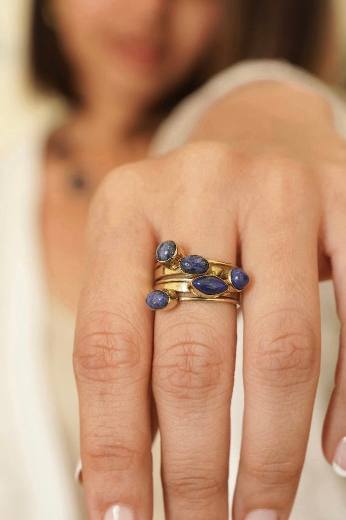 Stackable lapis non adjustable ring.