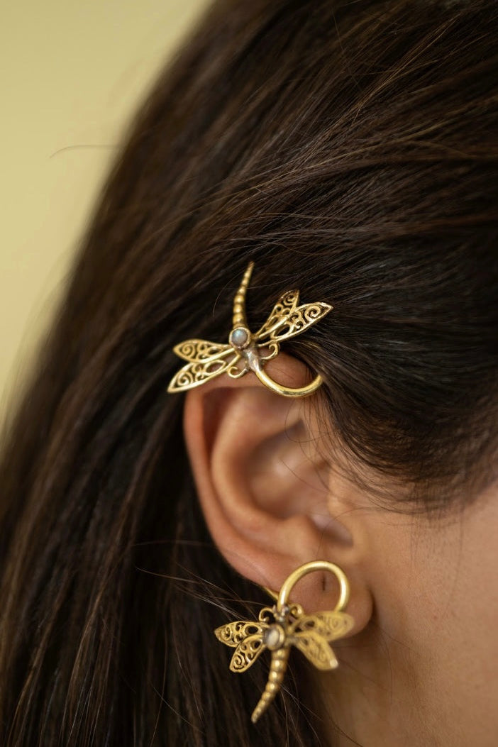 Dragonfly earcuff: 1 piece for single ear pre order