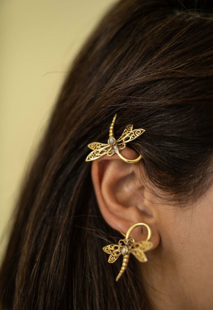 Dragonfly earcuff: 1 piece for single ear pre order