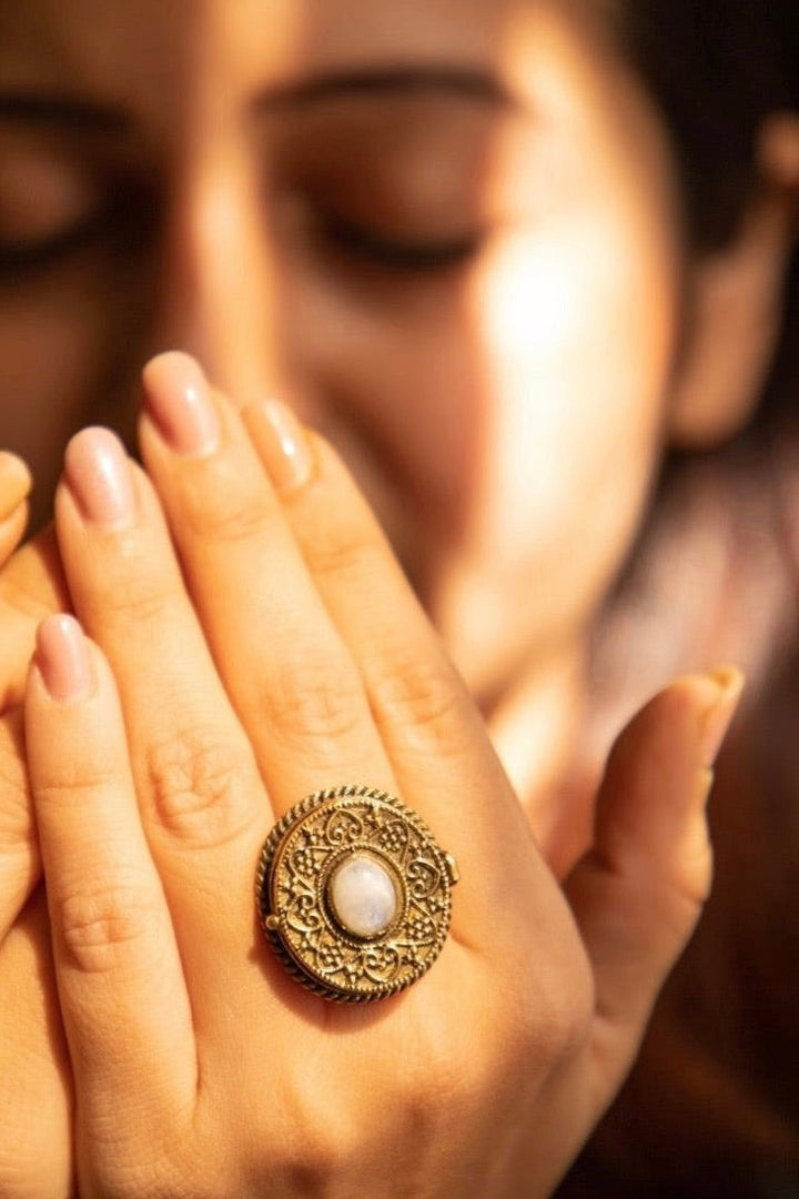 Poison moonstone ring. Adjustable. Size 6-8