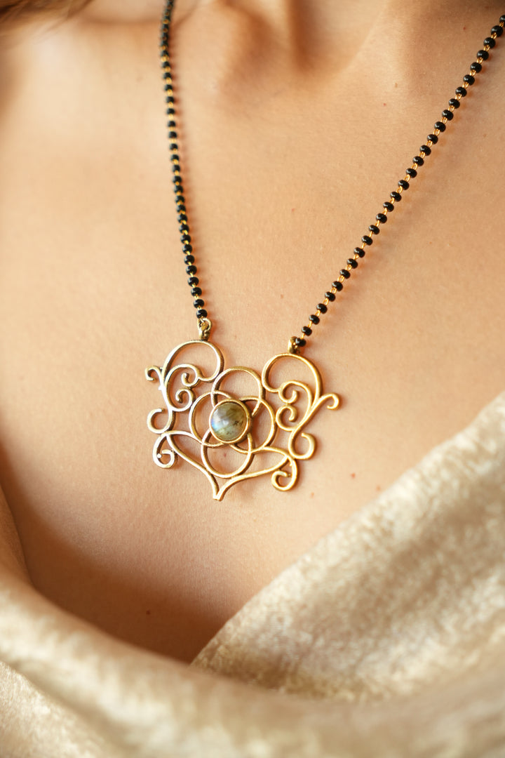 Niraaya Mangalsuta