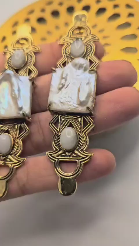 Royal aurora earrings