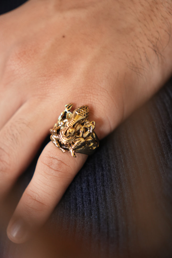 Gannu bappa ring. Non-adjustable. Size 7