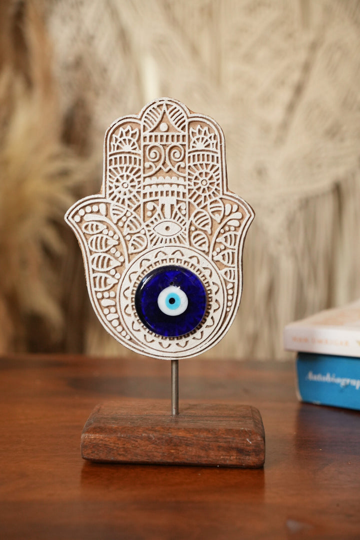 Eye of hamsa stand