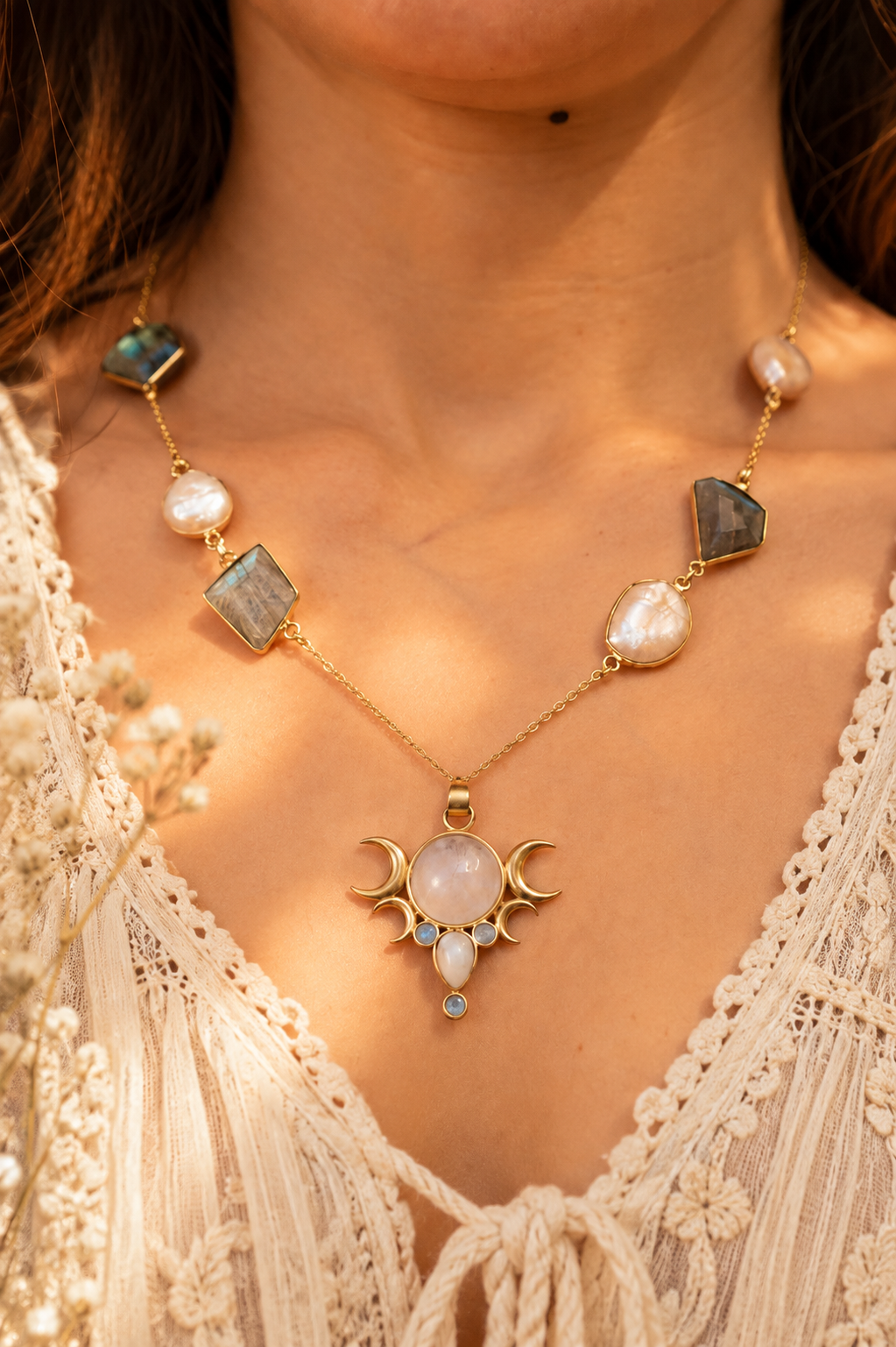 Divine Moon brass Necklace with mother or pearl, moonstone and labradorite