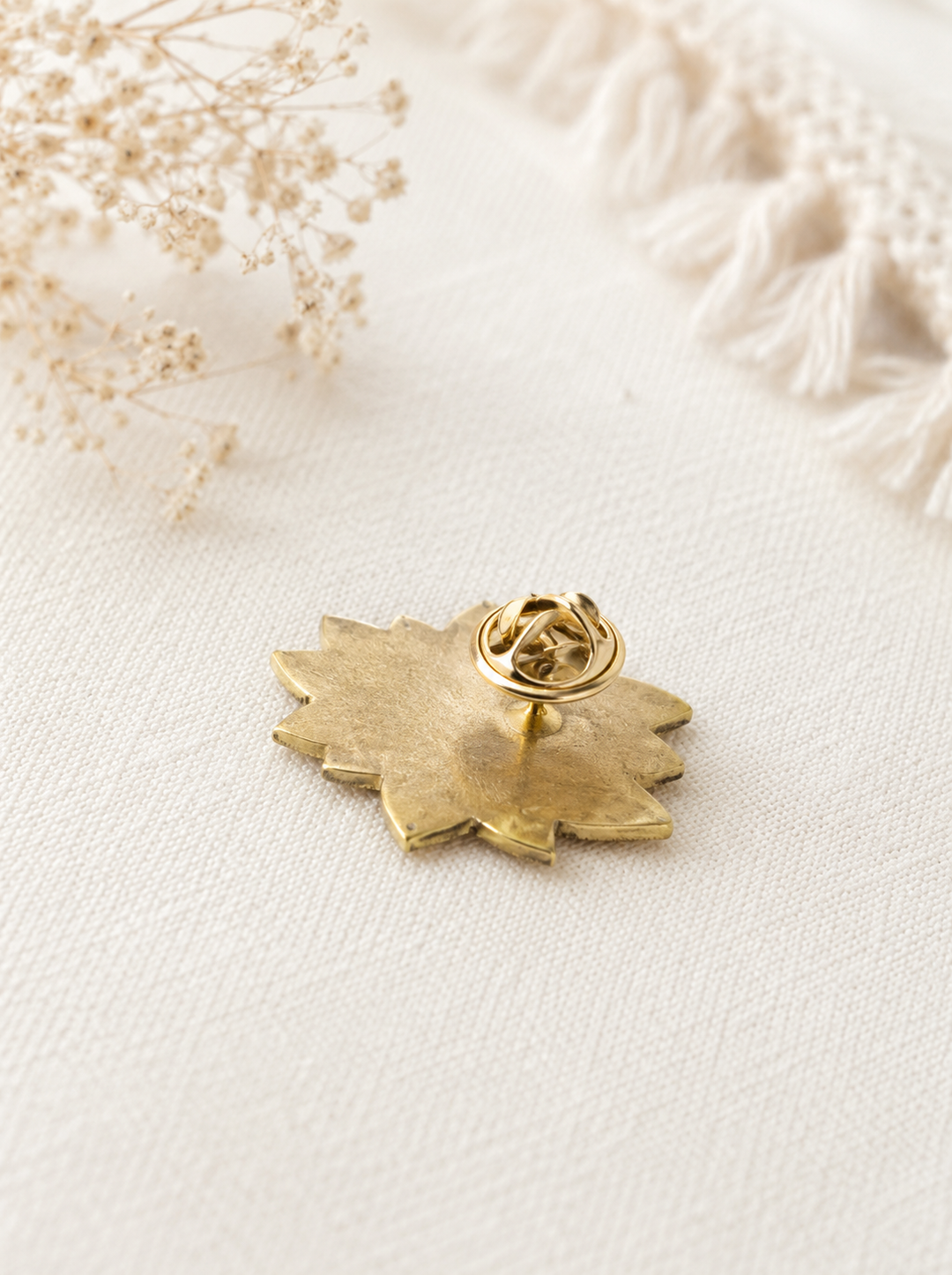 Lotus brooch lapel pin in pure brass