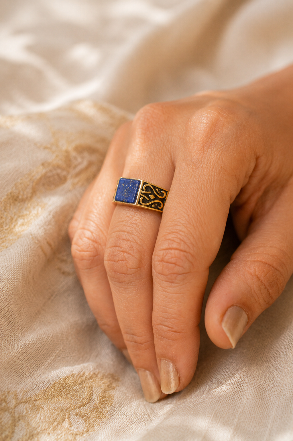 Lapis Signet Brass Ring. Size 7-8| Non-Adjustable.