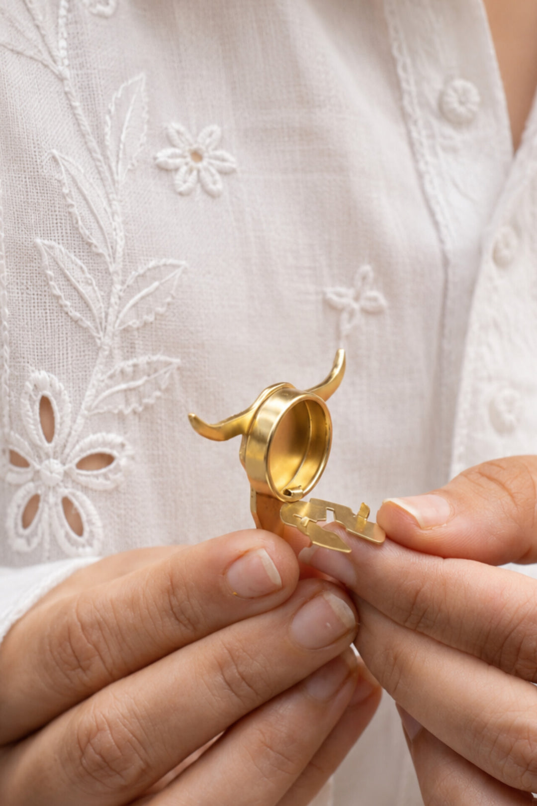The Boho Bull Button Holder
