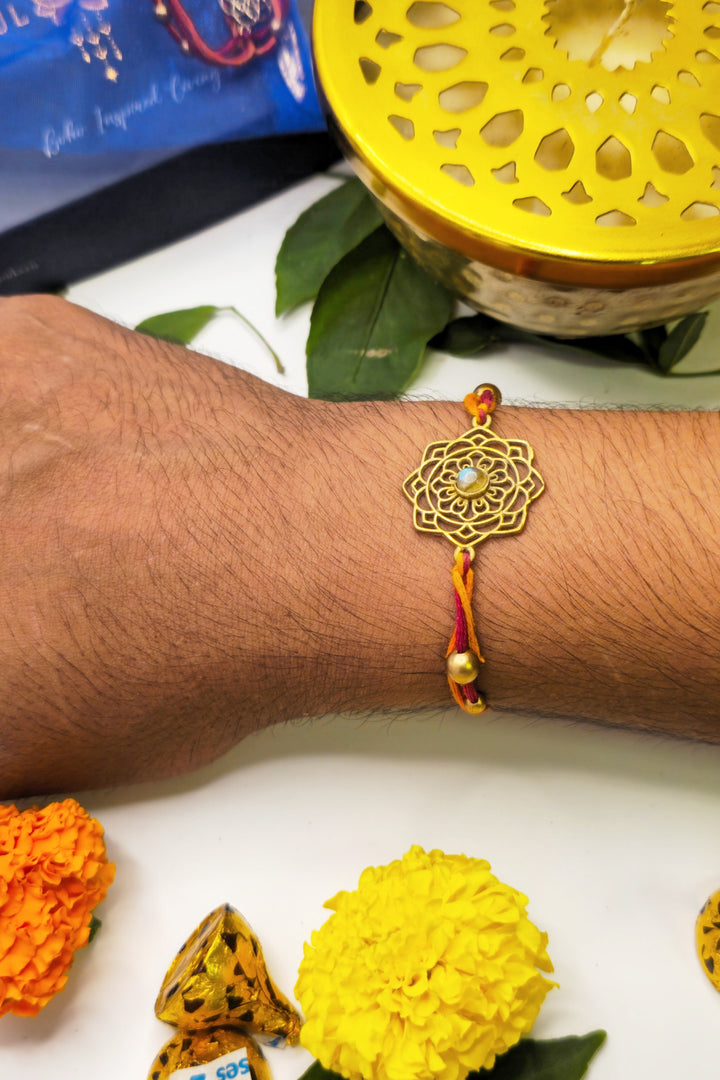 Mandala dhaaga rakhi