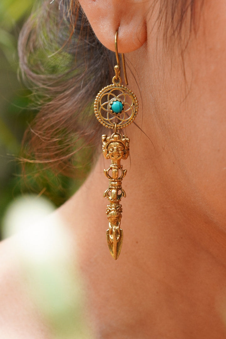 Lama brass earrings
